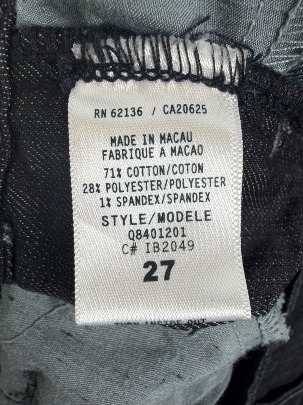 Guess Low Rise Black Boot Cut Jeans. Rhinestone Back Pockets. Womens Size 27 - Picture 8 of 8